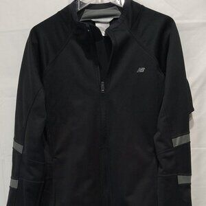 New Balance Outdoor Activewear Water Resistant Windbreaker Jacket - Wome…